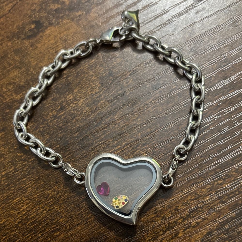 Silver Tone Heart Charm Bracelet Artist Themed